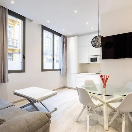 Minty - La Merced Apartment